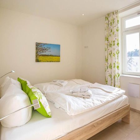 Strandvillen Binz - Ferienwohnung Mit 1 Schlafzimmer Und Balkon Sv-007 Экстерьер фото